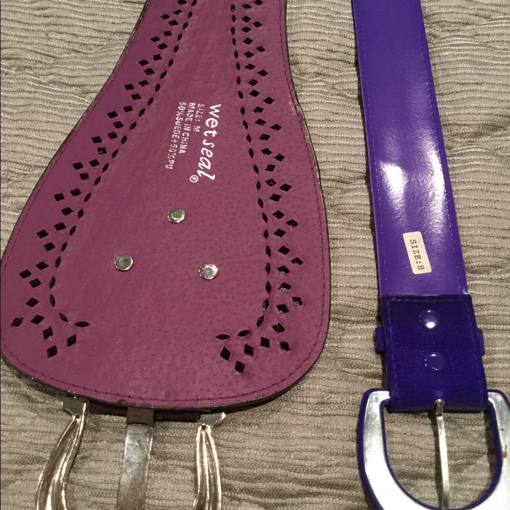 Belts - Picture 2 of 3